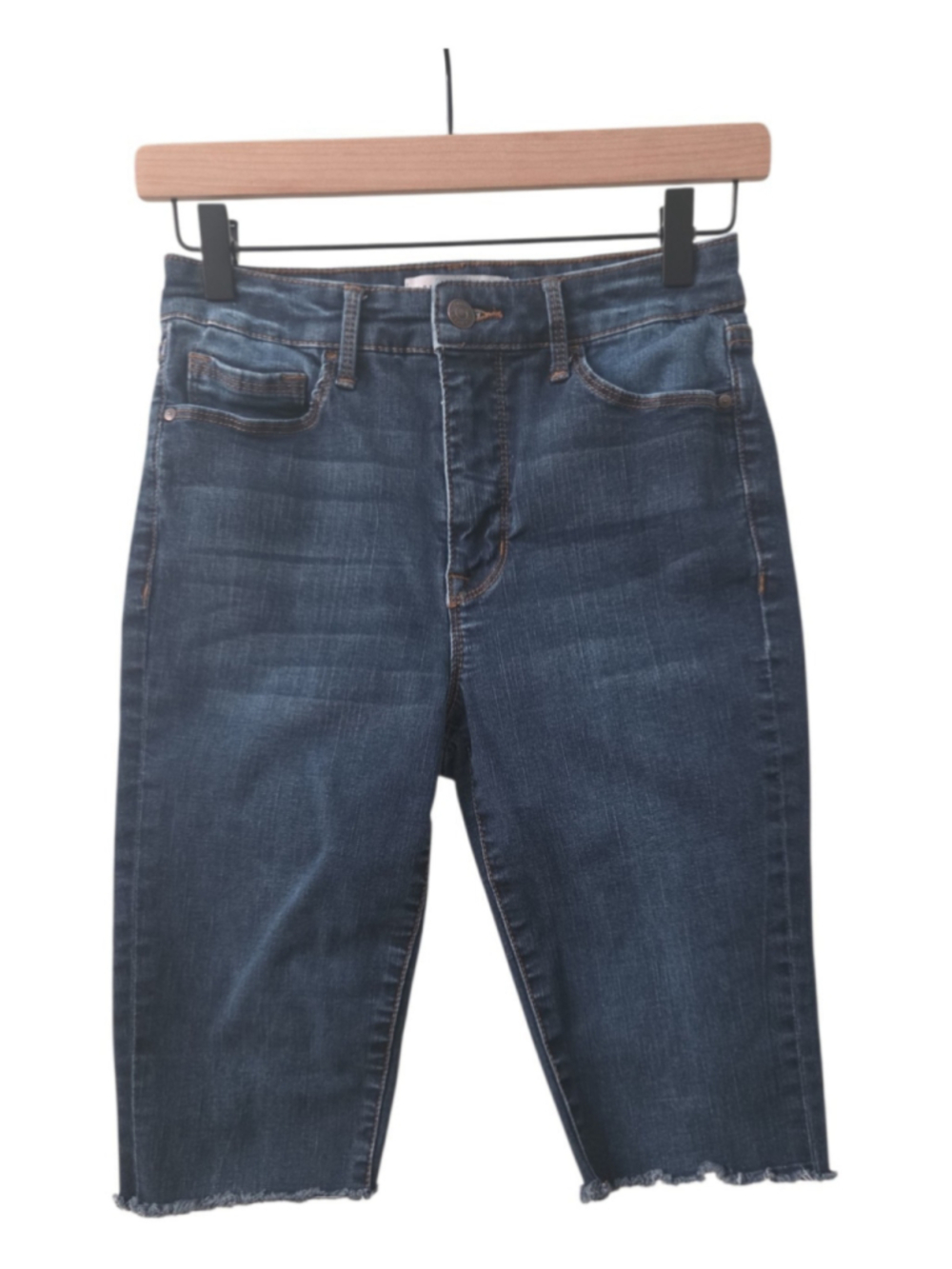 Social Standard by Sanctuary High-Rise Skinny Cut Off Denim Shorts Size 4/27...